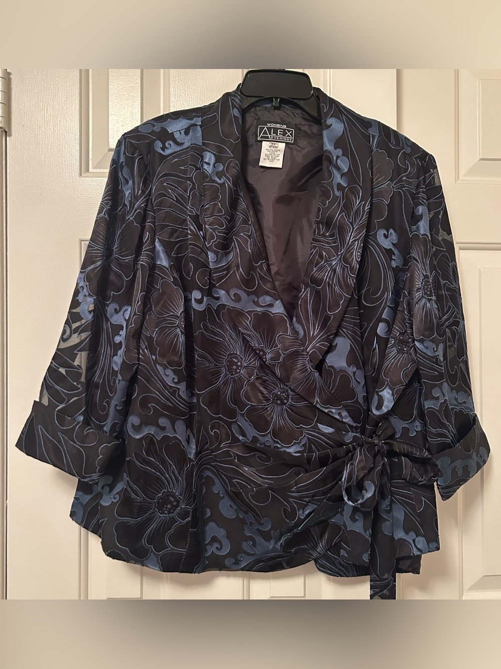Alex Evenings Women’s 3X Plus Tie Front Floral Jacket 3/4 Sleeve Black Blue